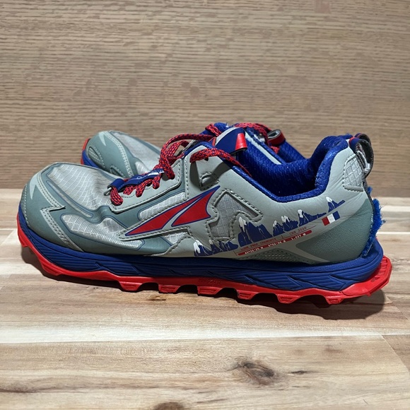 Altra Shoes - Altra Lone Peak CHX 20 Women’s Size 10.5